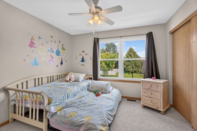 16542 Eastlake Parkway, Lockport, IL 60441