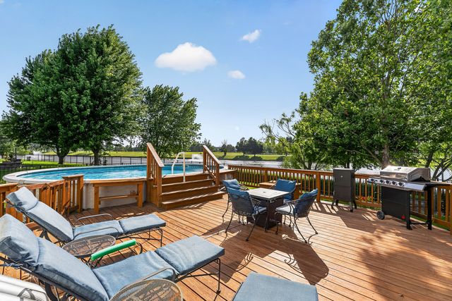 16542 Eastlake Parkway, Lockport, IL 60441