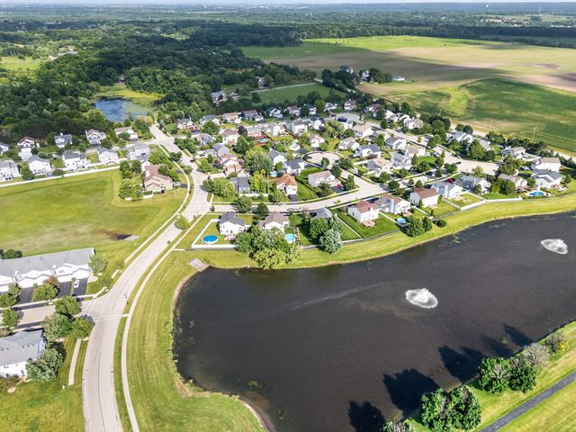 16542 Eastlake Parkway, Lockport, IL 60441