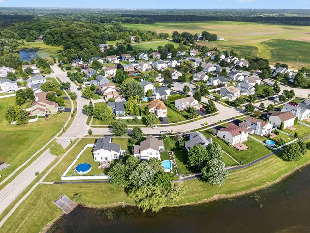 16542 Eastlake Parkway, Lockport, IL 60441