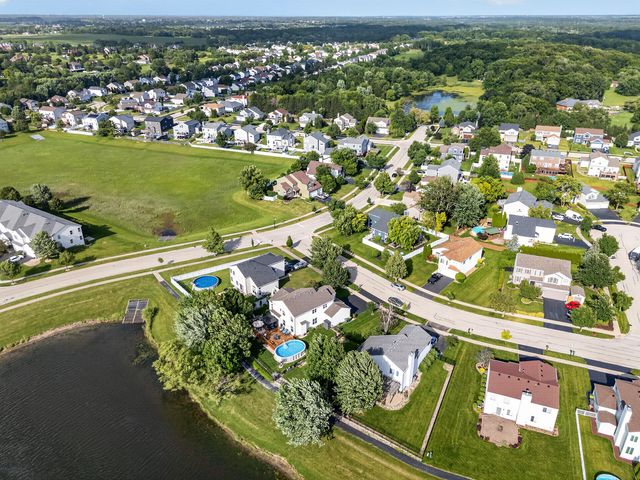 16542 Eastlake Parkway, Lockport, IL 60441
