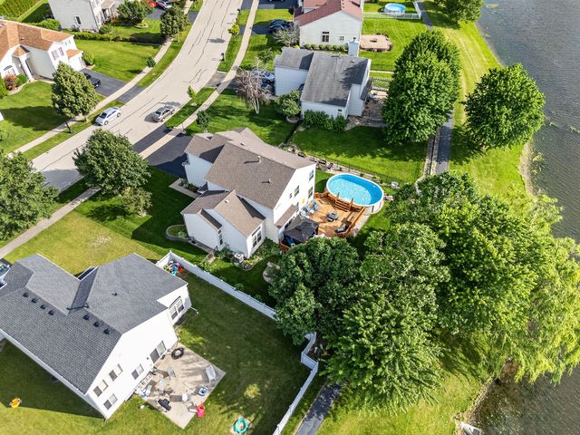 16542 Eastlake Parkway, Lockport, IL 60441