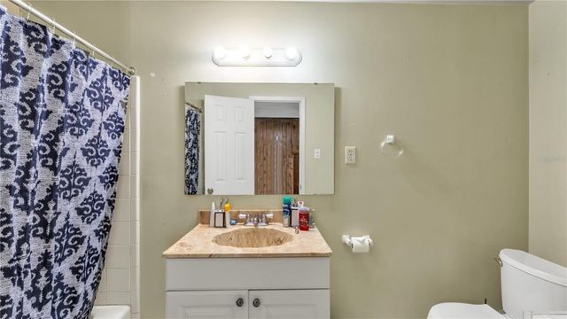 809 W CANAL STREET, Mulberry, FL 33860