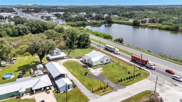 809 W CANAL STREET, Mulberry, FL 33860