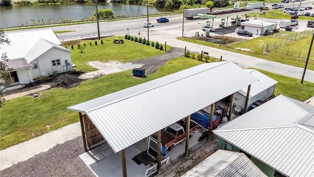 809 W CANAL STREET, Mulberry, FL 33860