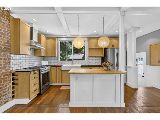 3646 Se FRANCIS St, Portland, OR 97202