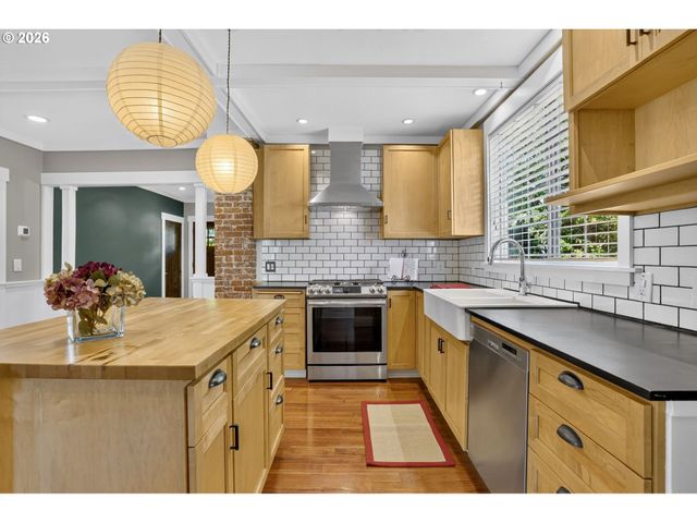 3646 Se FRANCIS St, Portland, OR 97202