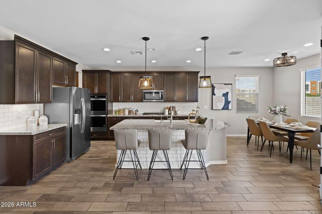 17398 W SUPERIOR Avenue, Goodyear, AZ 85338