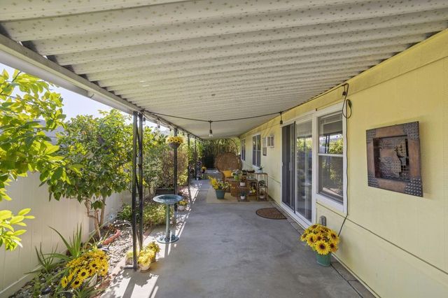 246 Laredo Drive, Palm Springs, CA 92264