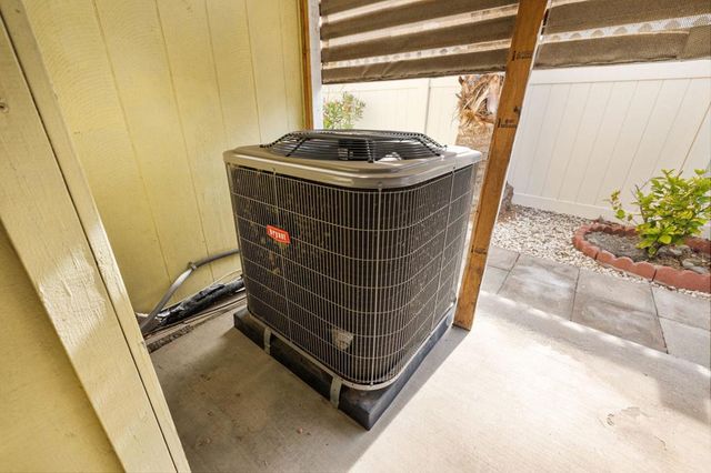 246 Laredo Drive, Palm Springs, CA 92264