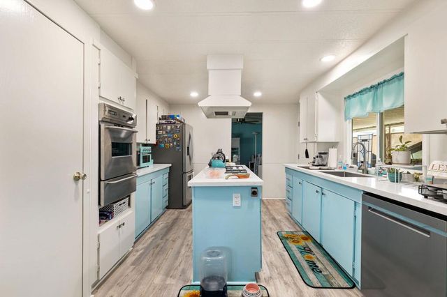 246 Laredo Drive, Palm Springs, CA 92264