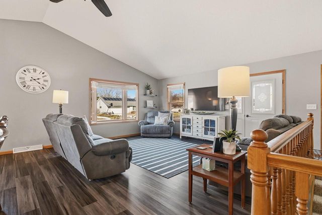 24321 Bluebird COURT, Trempealeau, WI 54661