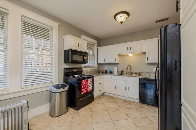 830 MAURY ST, Memphis, TN 38107