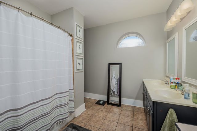 830 MAURY ST, Memphis, TN 38107