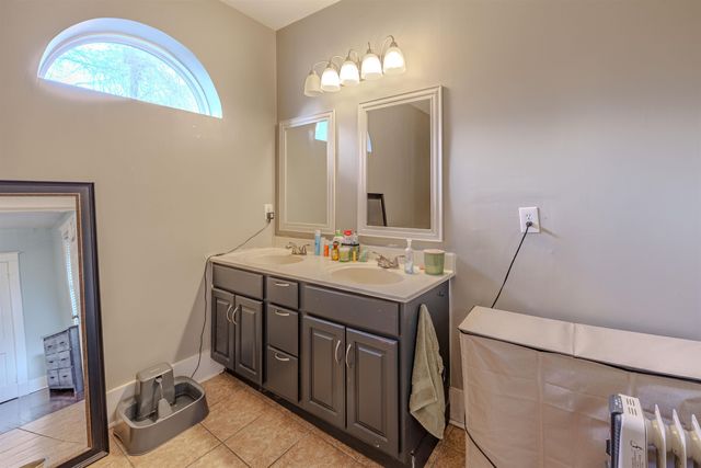 830 MAURY ST, Memphis, TN 38107