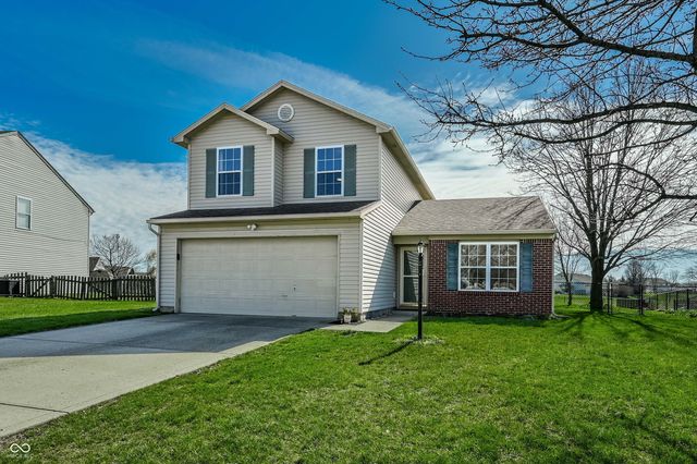 237 Broadmoor, Pittsboro, IN 46167