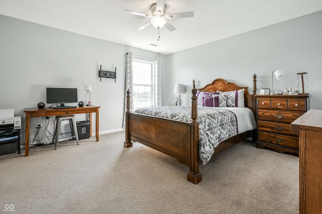 237 Broadmoor, Pittsboro, IN 46167