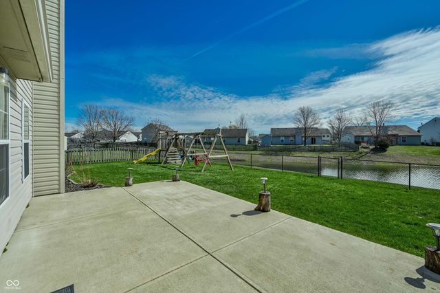 237 Broadmoor, Pittsboro, IN 46167