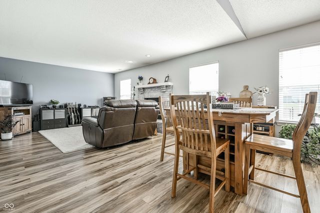 237 Broadmoor, Pittsboro, IN 46167