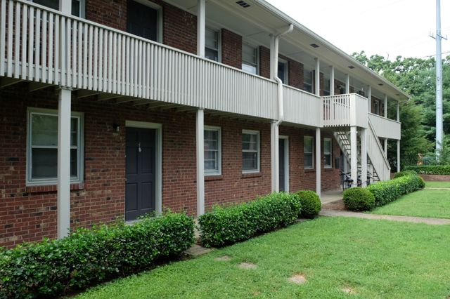 2540 Sharondale Dr Apt 3, Nashville, TN 37215