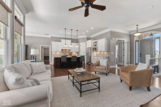 7806 Centerstone Court, Indianapolis, IN 46259