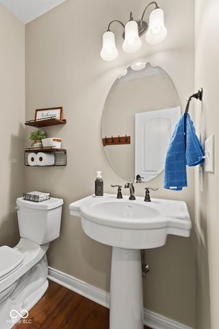 7806 Centerstone Court, Indianapolis, IN 46259