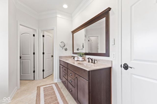 7806 Centerstone Court, Indianapolis, IN 46259