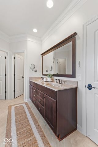 7806 Centerstone Court, Indianapolis, IN 46259