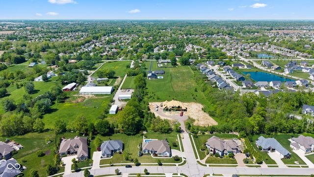 7806 Centerstone Court, Indianapolis, IN 46259