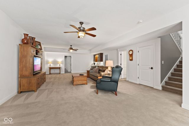7806 Centerstone Court, Indianapolis, IN 46259