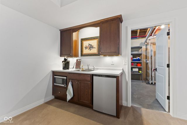 7806 Centerstone Court, Indianapolis, IN 46259