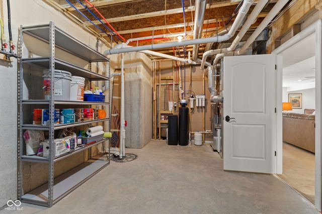 7806 Centerstone Court, Indianapolis, IN 46259