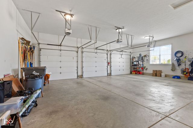 7806 Centerstone Court, Indianapolis, IN 46259