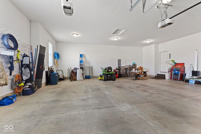 7806 Centerstone Court, Indianapolis, IN 46259