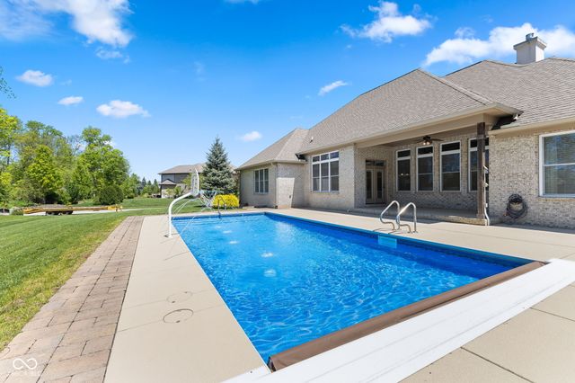 7806 Centerstone Court, Indianapolis, IN 46259