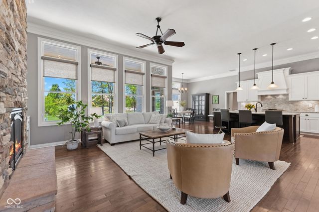 7806 Centerstone Court, Indianapolis, IN 46259