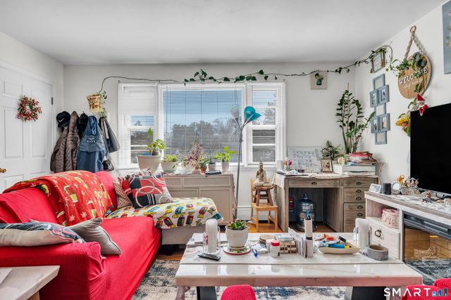 38 Sunnybrook Lane, Clinton, CT 06413