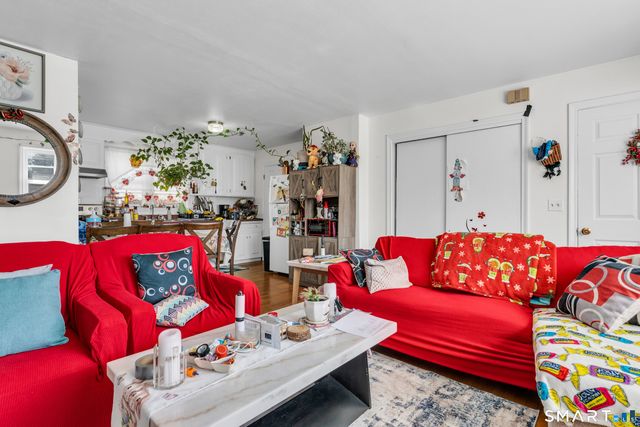 38 Sunnybrook Lane, Clinton, CT 06413