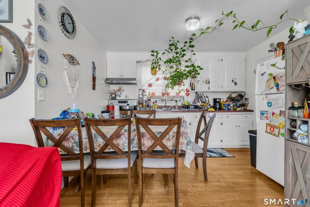 38 Sunnybrook Lane, Clinton, CT 06413