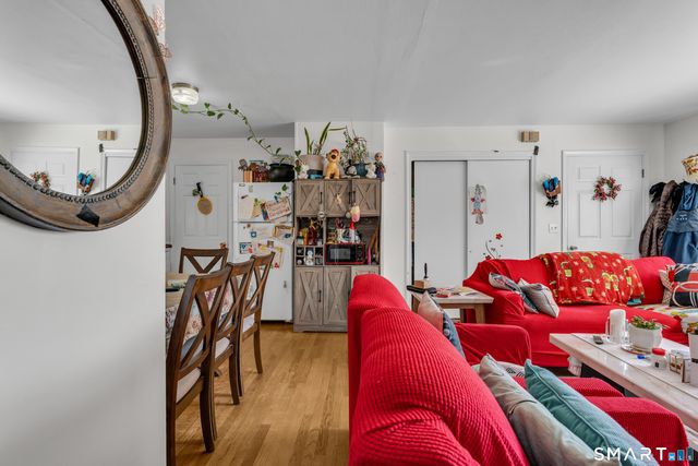 38 Sunnybrook Lane, Clinton, CT 06413