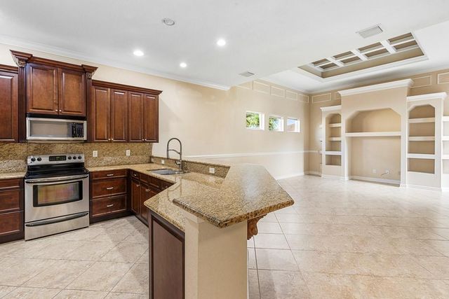 2081 SW Bayshore Boulevard, Port St Lucie, FL 34984