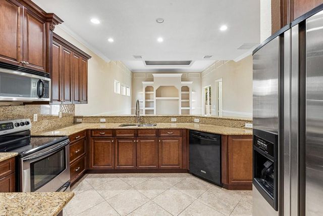 2081 SW Bayshore Boulevard, Port St Lucie, FL 34984