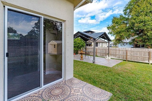 2081 SW Bayshore Boulevard, Port St Lucie, FL 34984