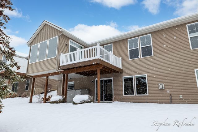 885 Cooks Crossing Drive SE 37, Byron Center, MI 49315