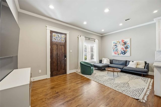 1006 Enid Street B, Houston, TX 77009