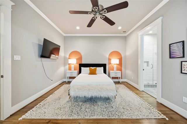 1006 Enid Street B, Houston, TX 77009