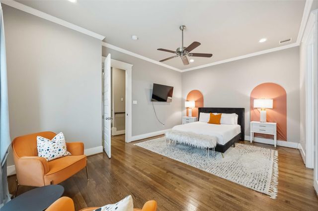 1006 Enid Street B, Houston, TX 77009