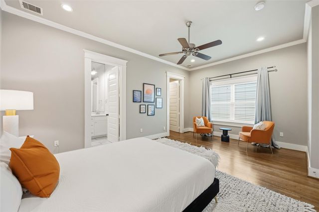 1006 Enid Street B, Houston, TX 77009