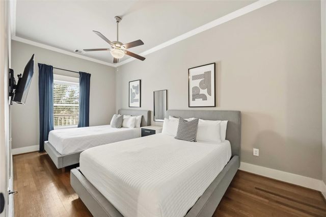 1006 Enid Street B, Houston, TX 77009