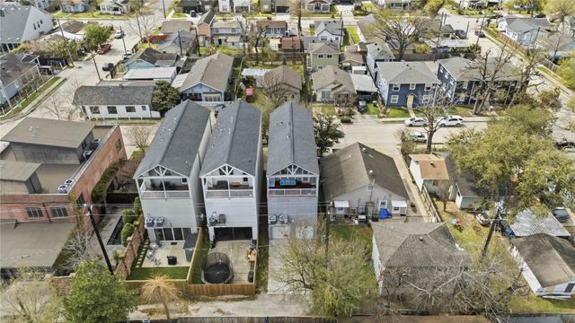 1006 Enid Street B, Houston, TX 77009